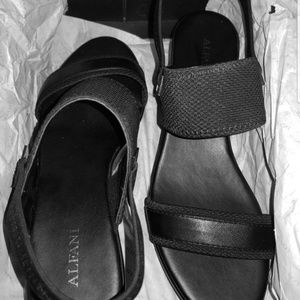 ALFANI Womens Wedge Platform Sandal